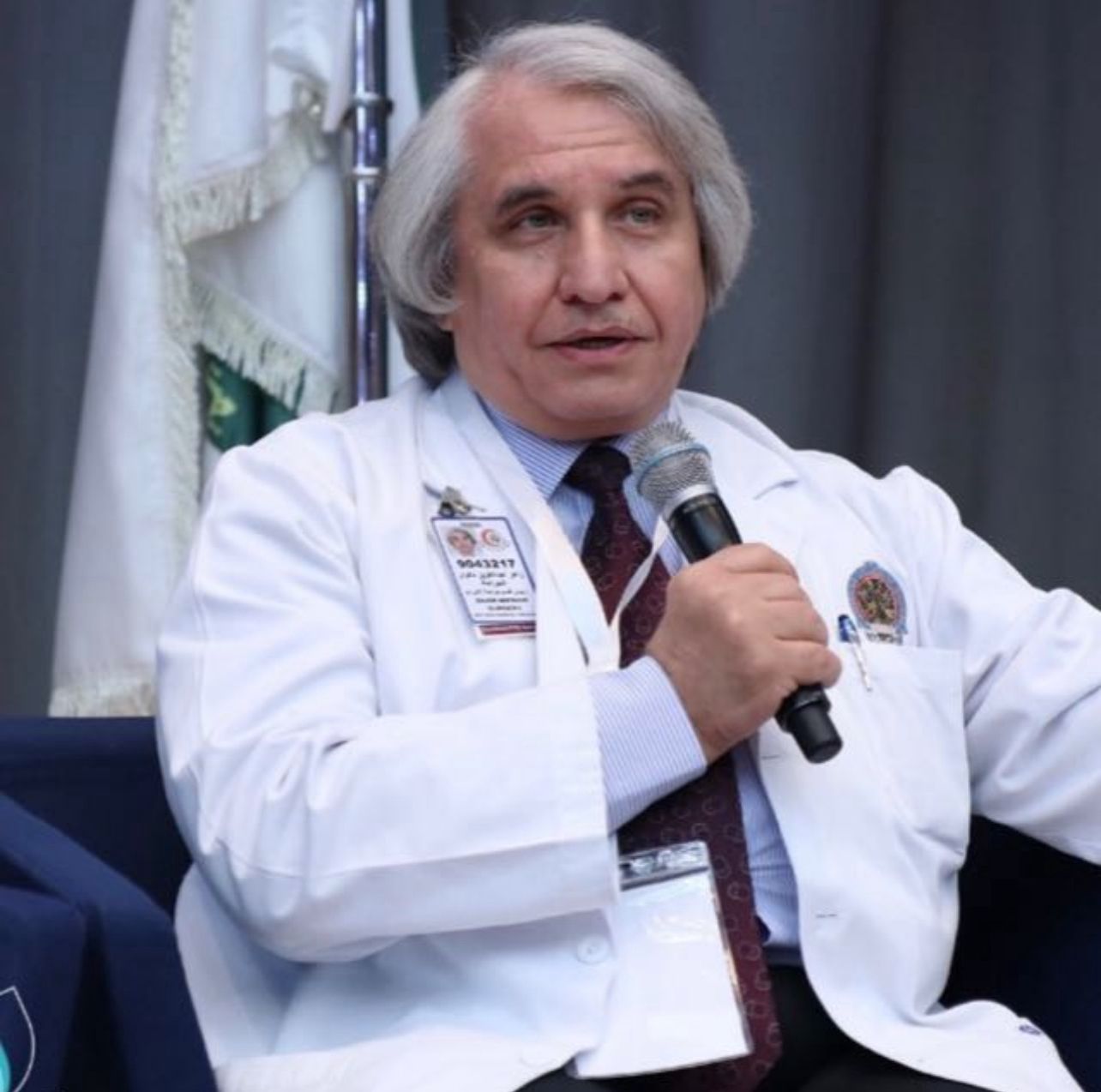 الدكتور / زاهر عبدالعزيز مكوار